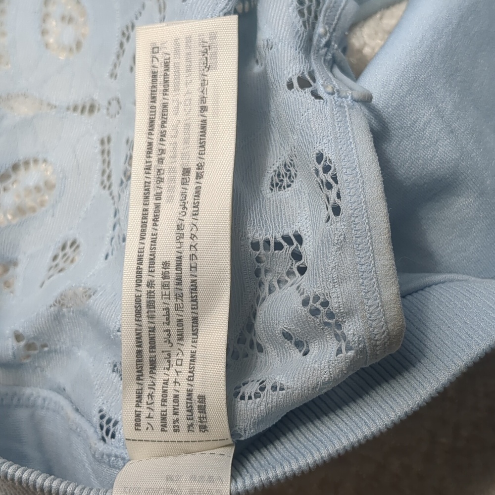 Light Blue Ribbed Crop Top - Picture 11 of 12